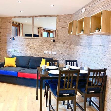 Appartement Chaleureux Au Pied Des Pistes, 4 Personnes, Wifi Val Thorens Exterior foto