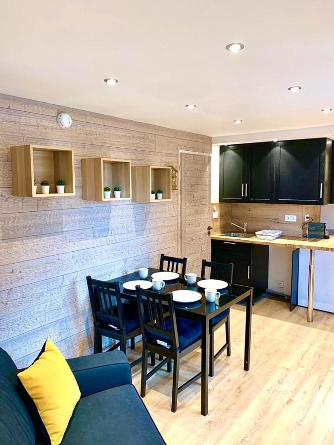 Appartement Chaleureux Au Pied Des Pistes, 4 Personnes, Wifi Val Thorens Exterior foto